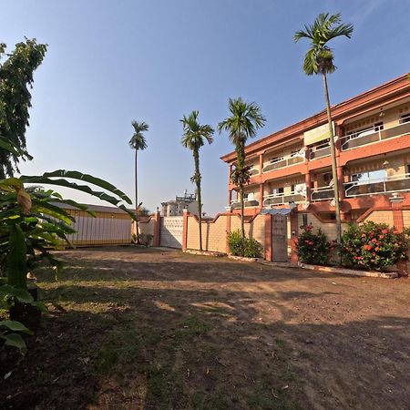 Residence Hoteliere Borel Denver Ντουάλα Εξωτερικό φωτογραφία